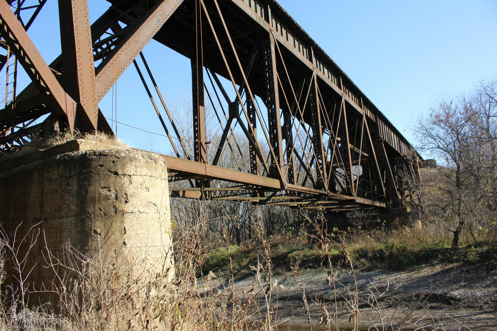 Main span (span #4)